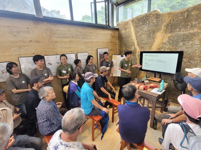Project Plum Grove II: Management and Operation Strategies of the Village Community Hub