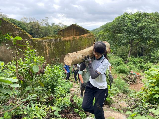 Forest Village: Booklet on Footpath Restoration